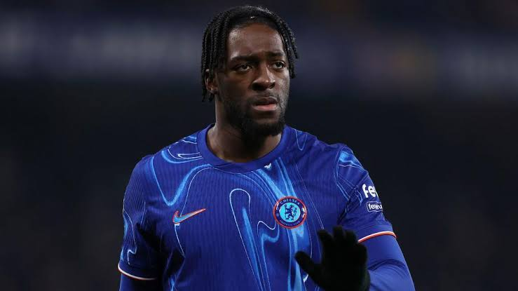 JacobsBen's tweet photo. Understand Chelsea are seeking £25m plus add-ons for Axel Disasi. Roma and Milan two clubs to have enquired.🔵 https://t.co/LsWNg2vOvC