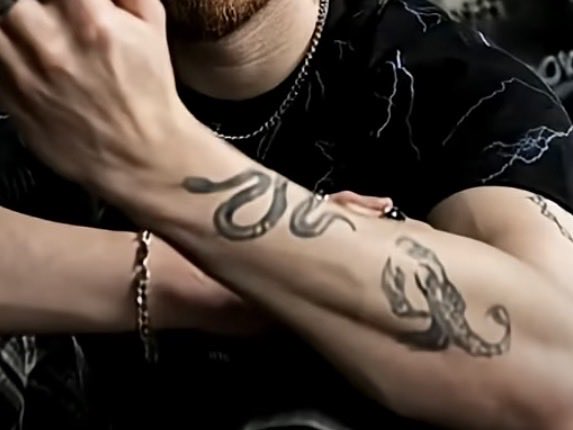 DrPeperManx's tweet photo. Guys, should I get this type of tattoo? https://t.co/3iZYizUVKb