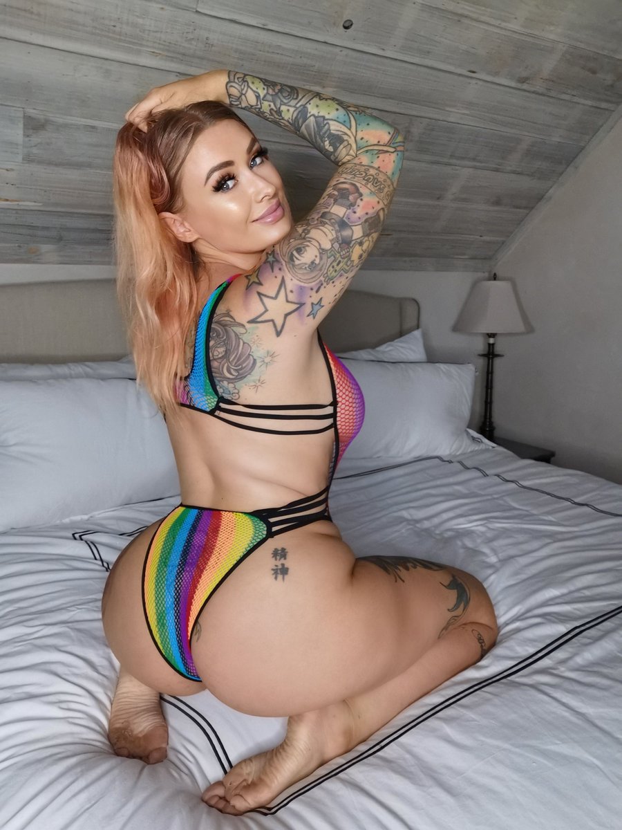 98_colgate's tweet photo. looking for tributes to this fat ass tease dm open 

also on session:
055d142c5bddd1b9138efec50a1c6a3225f9b4a6059184b4a1b954bd272c31481d https://t.co/5mRjU8sDFP