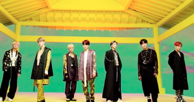 AboutMusicYT's tweet photo. 8 years ago today, BTS released Idol. Rate it from 1 to 10. https://t.co/dalvA5CgVk
