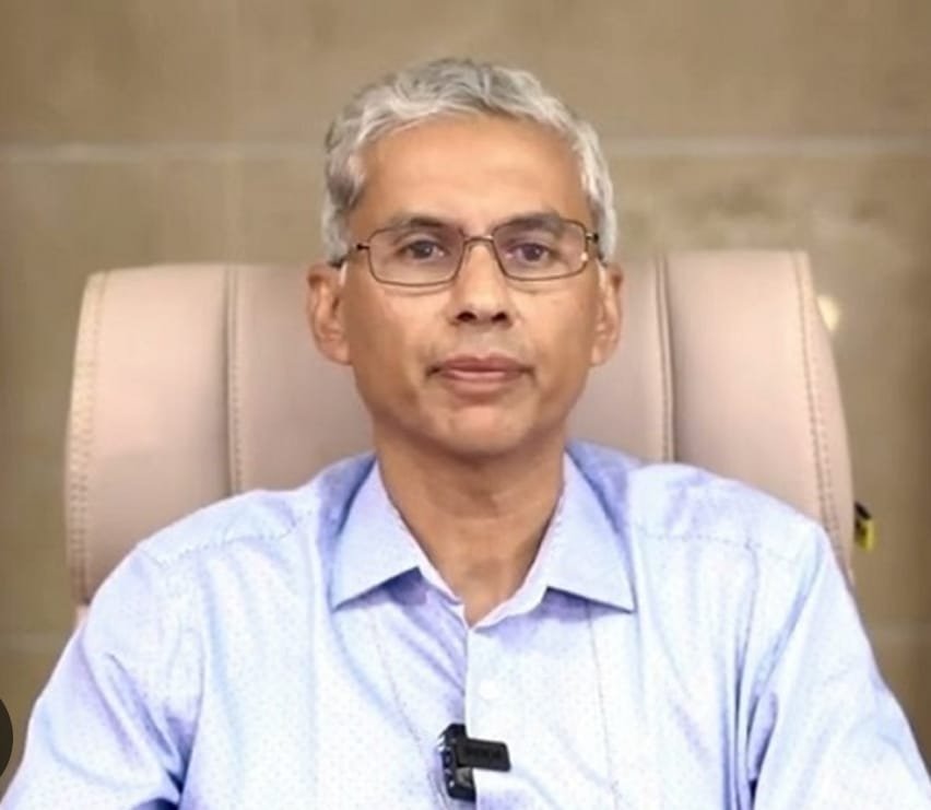 vishwajains's tweet photo. जैन समाज के गौरव श्री अनुराग जैन IAS (MP: 89) को नीति आयोग @NITIAayog का CEO बनाए जाने हेतु शुभकामनाएं 💐
@narendramodi
@AmitShah
@IASassociation https://t.co/jQZFpjaAGE