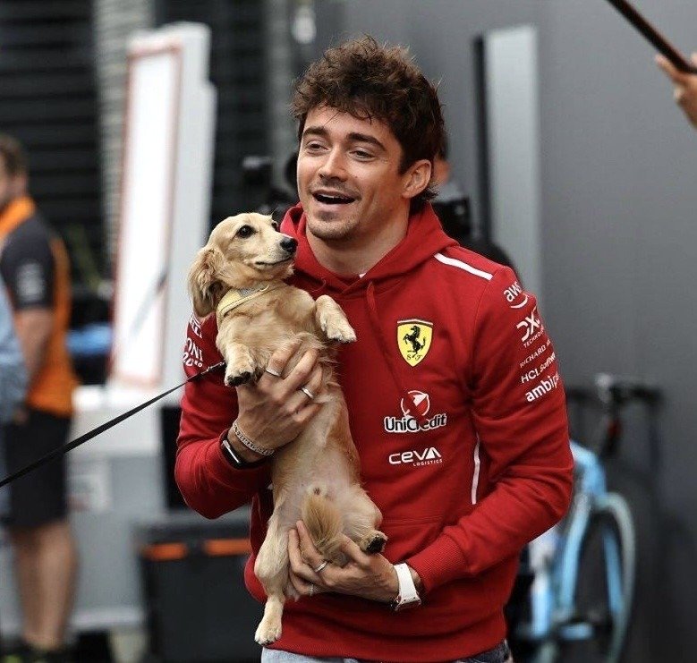 leclercsletters's tweet photo. with his baby in hungary https://t.co/Nb7EJGJ6sK