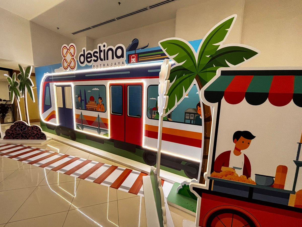 5idzry's tweet photo. Lessgoooo! #destinaputrajaya 

- Giant (akan dibuka Ogos)
- Tujuh Sebelas (coming soon)
- Gelato Lago (free 1 scoop for 100 pax early)
- Ada photo booth untuk ambil gambar 
- Parking dari aras 2 - 7
- also ada Mini Art Carnival https://t.co/bkbVg1TC8A