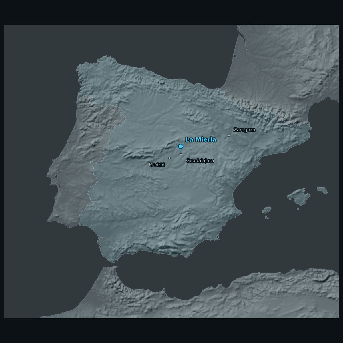 dscovar's tweet photo. A wildfire near La Mierla has affected around 32,000 ha. Sentinel-2 shows the area on 13 July, before ignition, and on 21 July, after the flames swept through.
The fire is moving towards stabilisation. Crews remain on the ground: @Plan_INFOCAM @UMEgob. 1/2 https://t.co/8E0bLDJuaX
