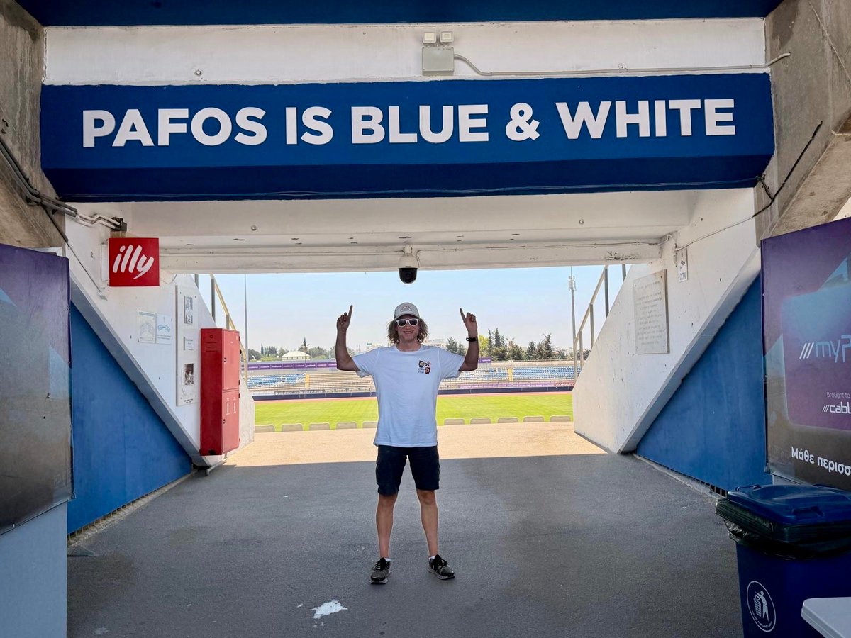 BernieFriend38's tweet photo. Come on you Blues… sounds familiar 🤔 #pafosfc #pafos #football #cyprus https://t.co/Koe54jXFA3