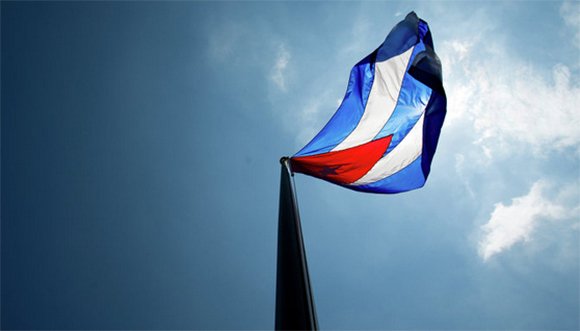 cubadebatecu's tweet photo. 🔴 Cuban Americans For Cuba denuncia que el documento de EEUU carece de pruebas y solo busca justificar 60 años de guerra económica https://t.co/kmHxd8AqAQ https://t.co/eXNkX2PAMu
