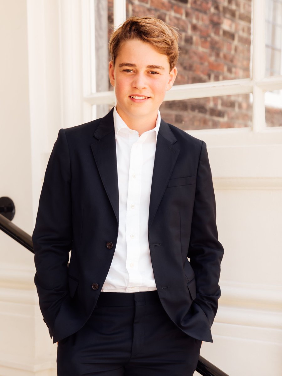 WilliamPri39308's tweet photo. Happy 13th birthday, son! Watching you grow from a little boy into a smart, kind, and strong young man is my greatest joy. I am so proud of you and can't wait to see what this next chapter brings."🌺💕 https://t.co/DeFAj3ElZ4