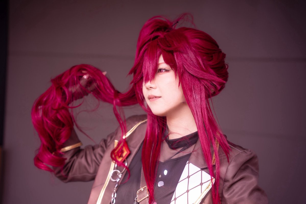glsf5's tweet photo. ⚠️cosplay enst / 🔪

- ガナッシュのプライド -

🎪 #ひらコス 
🕊 #小鳩の羽根便り 
📸 @.Nemukamer https://t.co/SfbWQ0xDCP