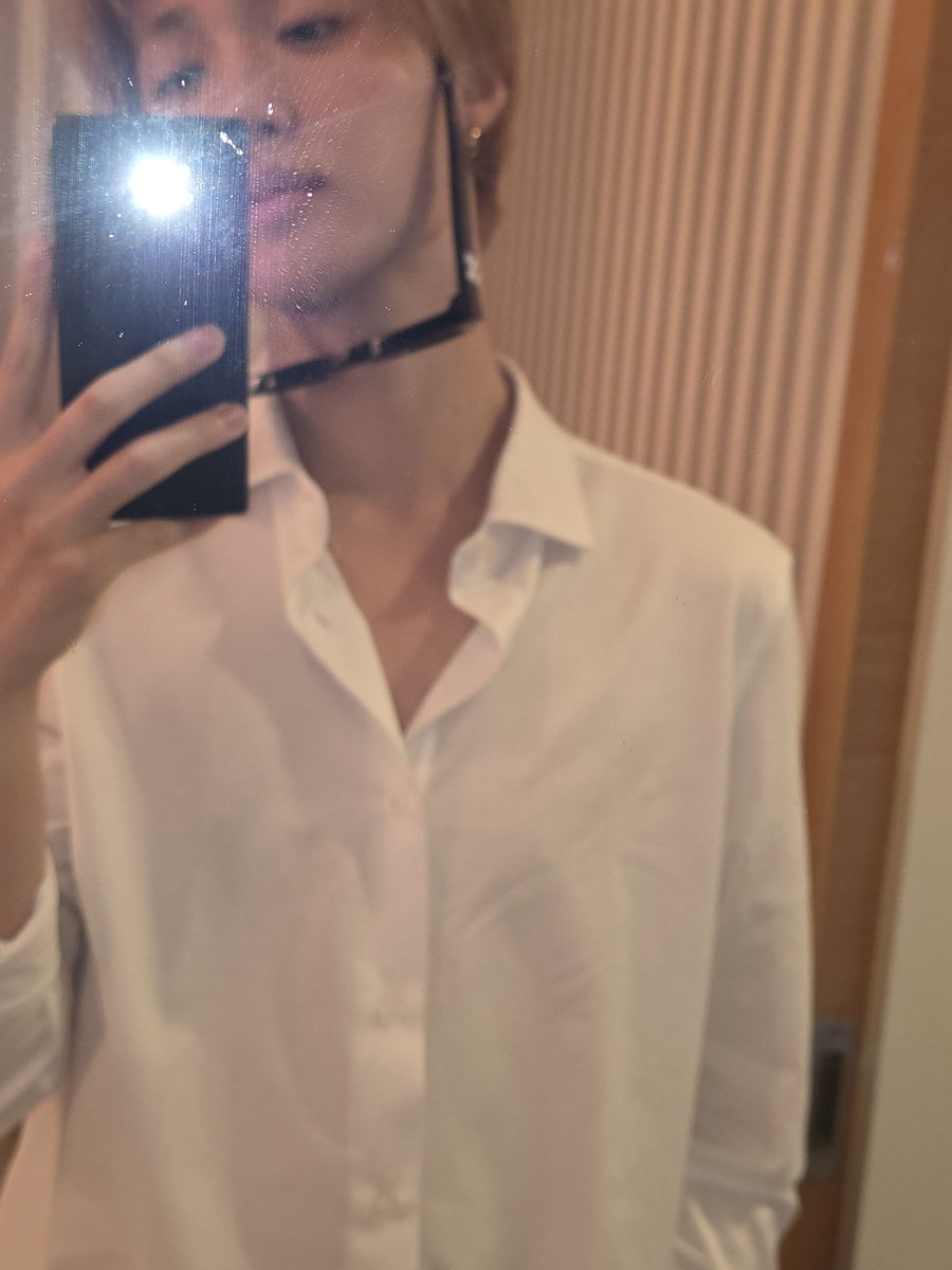 treasuremembers's tweet photo. 😎

#도영
#DOYOUNG
#ドヨン https://t.co/inqu8YIhwd