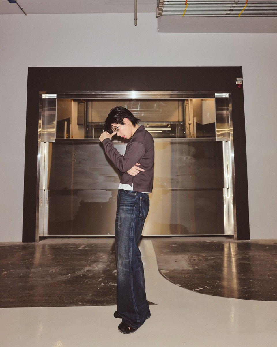 offgun_family's tweet photo. #PradaGentleMonster #Prada #GentleMonster
#ออฟจุมพล #OffJumpol https://t.co/VYdtNmVSeP