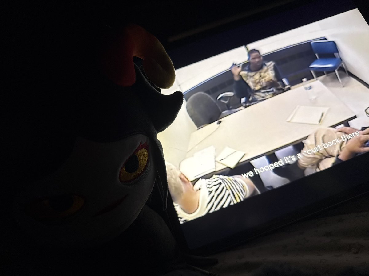 twobusysinking's tweet photo. Im so scared https://t.co/WQGyEnA6FY