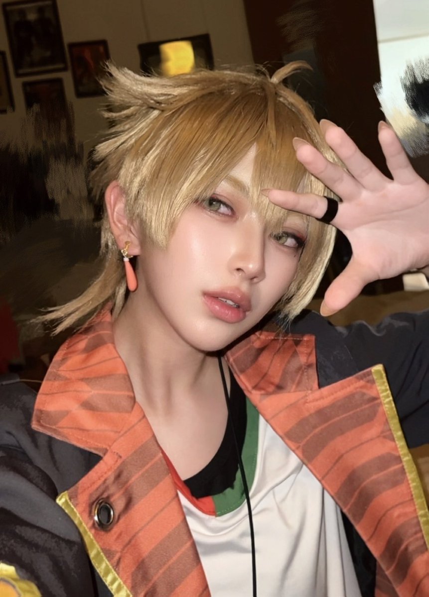 mochinemuneko's tweet photo. ⚠︎︎cos.✌️

大学生。 https://t.co/5DE4dHmDxd