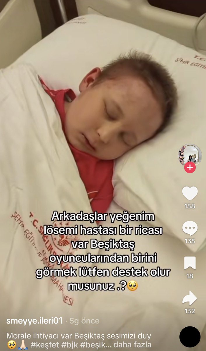 YS1903_'s tweet photo. Lösemi hastası olan bir Beşiktaş’lı kardeşimizin en büyük isteği bir Beşiktaş futbolcusu görmek gücümüzün yettiğince bunu yayıp Yönetim’e ulaştırmak istiyoruz lütfen etiket ve rt atarmısınız🙏🏻 https://t.co/kR9c1XhrEn