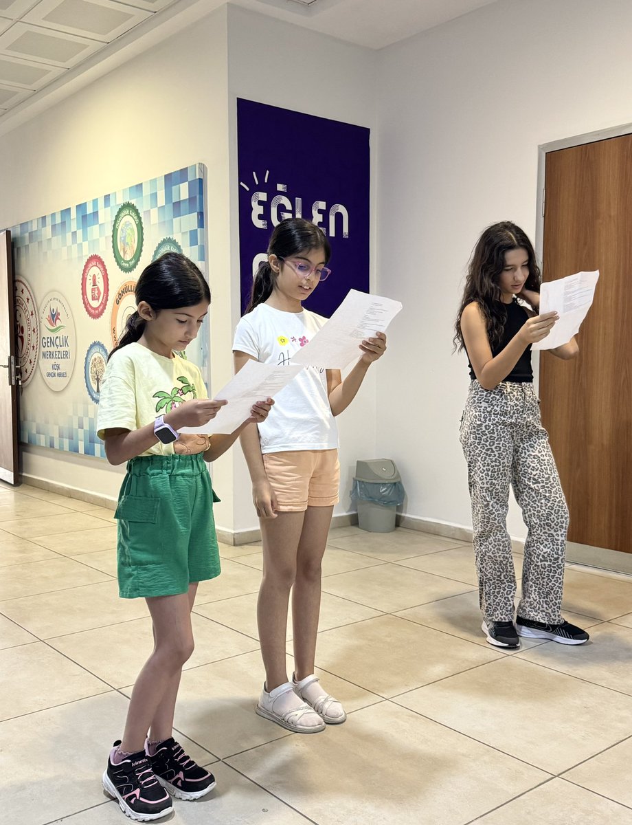 GSB_KoskGM's tweet photo. GSB Gençlik Yaz Kulübü’nde Drama Dolu Bir Gün 🎭

GSB Gençlik Yaz Kulübü’nde eğlence ve öğrenme hız kesmeden devam ediyor 🫶 Çocuklarımız, drama etkinliğinde hem keyifli vakit geçirdi hem de iletişim, özgüven ve takım çalışması becerilerini geliştirme fırsatı buldu 🙏 https://t.co/86N8XYZV0W