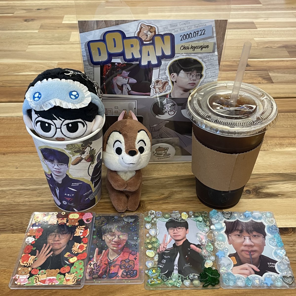 topdoran's tweet photo. #도토리탐정사무소_의뢰성공 
#내가너의도토리다

도란탐정님 사무소 개업 소식에
발빠르게 의뢰 맡기러 방문 했어요 🕵‍♂️

숨은 란란절 요소가 많아 구경하는 재미도 있고,
아주 넓고 쾌적해서 휴식도 제대루 했��니다 >.<

🔍도탐정님 적게 일하구 많이 버세요 ~ 의뢰성공🫧 https://t.co/G6AvMdDFQU
