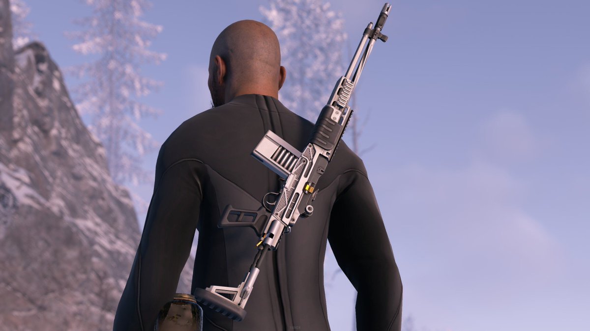 YuwiGoat's tweet photo. in game featuring my bald head..... https://t.co/vtDN6xswBQ