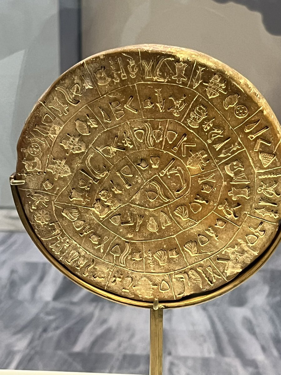 Resm76's tweet photo. @HeraklesCithare Musée archéologique d’Heraklion, Crète https://t.co/3w5S5qPLET