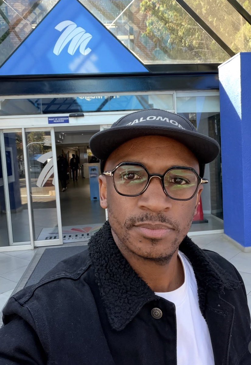 TvblogbyMLU's tweet photo. BRANDS 🎥

Former kiddies star Sipho “Psyfo” Ngwenya exits MultiChoice now Canal+ after close to 12 years with the company.

Commonly known as "Psyfo" on YoTV in the early 2000s Sipho joined Mzansi Magic in 2014 as a Junior Commissioning Editor. He played a key role in bringing much loved reality shows to our screens including Big Brother SA and Nigeria, Clash of the Choirs, The Ranaka’s and Papa Penny.

In 2023, he took a leap of faith and joined the now cancelled Showmax, where he worked in partnerships, marketing, commercials and sales for both Showmax and MultiChoice.

While he hasn’t revealed what’s next, Sipho who was recently unmasked as The Clock on The Masked Singer SA S3 says he wants to be a present father to his 2 boys and spend more time with family.