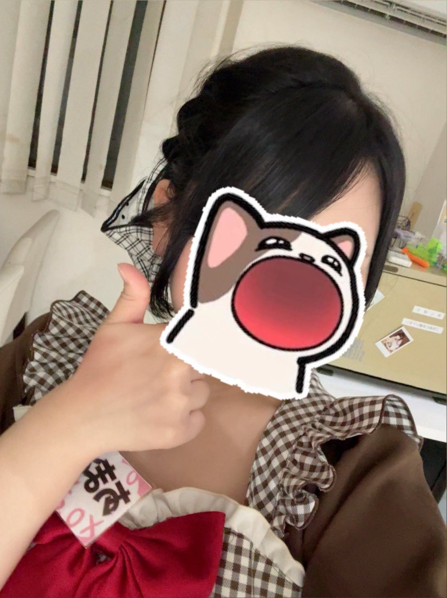 amane33mimi's tweet photo. おきゅいーん♡これは暑すぎてクーラーの前を陣取ってるあまねちゃんჱ̒ ᴖ⩊ᴖ )

#コンカフェ #浦和 #自撮り界隈 #いいね返し https://t.co/TyXswZnE0X