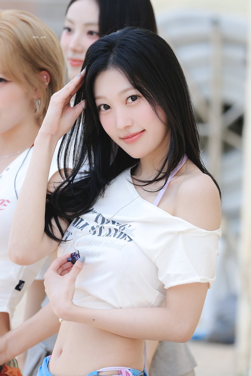 604_zz6's tweet photo. 260711 빠져버림답없어쩰매력에수영 (~ ᵕ ̫ ᵕ)~

#아르테미스 #최리 #ARTMS #Choerry https://t.co/4S4h86gFjR