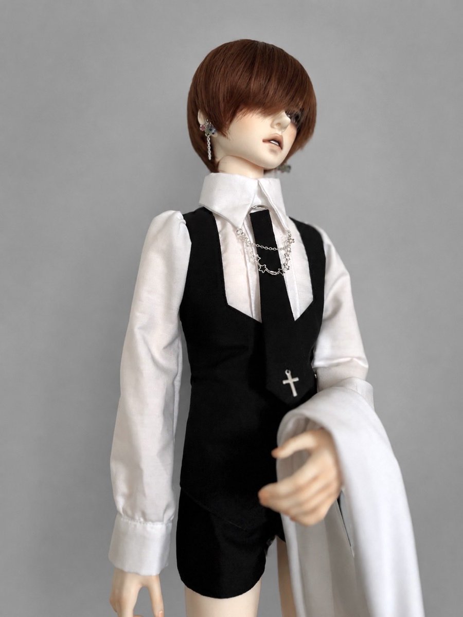 stelmareeefr's tweet photo. 執事さん
今週末か来週末にはBOOTHへあげたいと思ってます

#bjd #bjdboy #sd13 サイズ https://t.co/oRSZEBDRkV