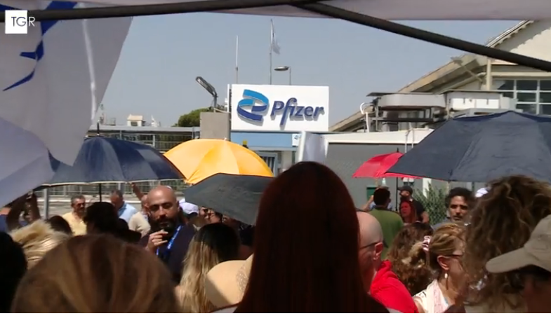 TgrRaiSicilia's tweet photo. Nel tg delle 14
#Pfizer, solo un rinvio
La vertenza Pfizer di Catania. Il tavolo al Ministero delle Imprese per salvare oltre trecento posti di lavoro si conclude con un rinvio a settembre. Presidi dei lavoratori
#TgrSicilia https://t.co/Scem54jjmP
