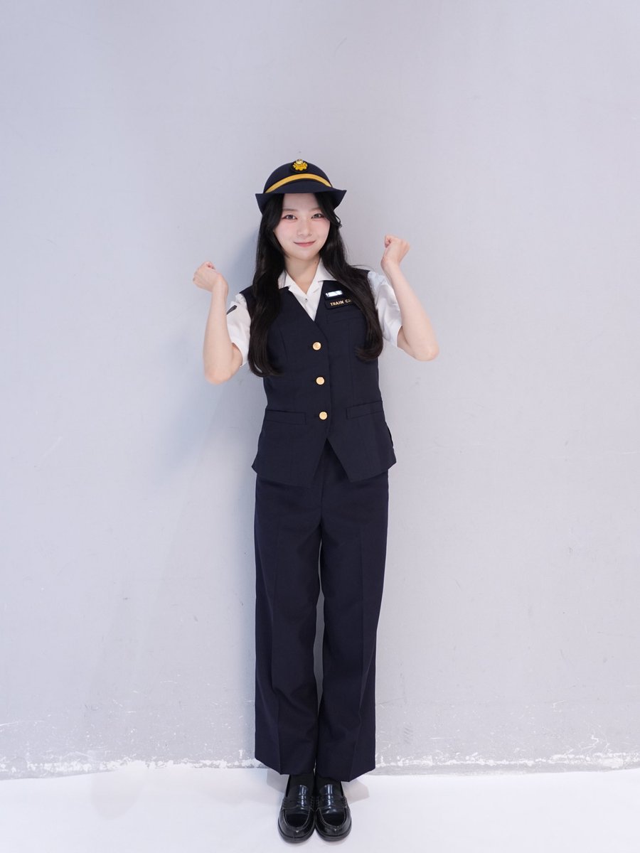 murayama_yuuka's tweet photo. 🚄👩‍✈️オフショット=͟͟͞͞

#ニアジョイ推し旅 #ニアジョイ https://t.co/KTNRXs47Za