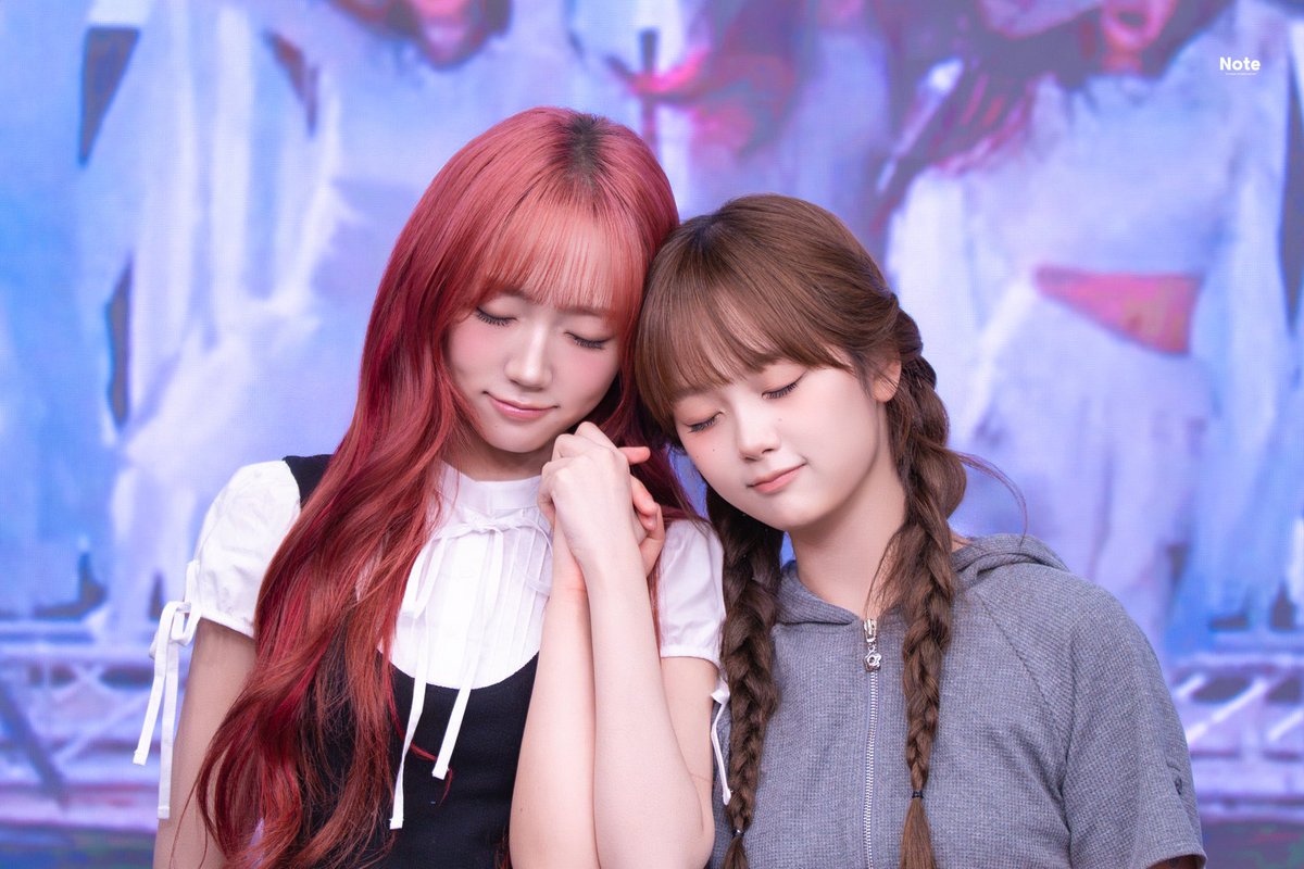 iru20s's tweet photo. 시온서아사랑햐….. https://t.co/baEKyKVlKG
