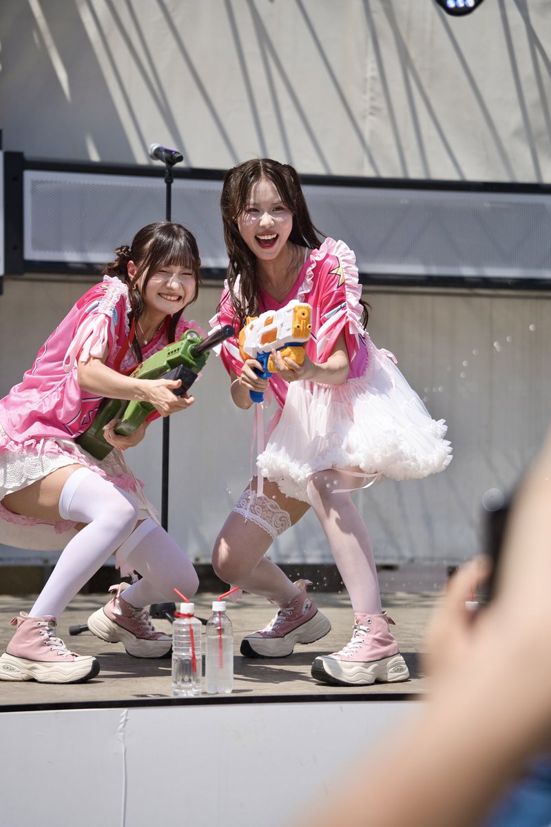 mimoG7's tweet photo. 好きな3コマ。
こういうのが自然と出てくるグループってのはね、いいよ。
@SAKURAG_Anon 
@SAKURAG_Mirei 
#サクラグ #アイドル #ライブ撮影 https://t.co/yh4BriRQ7C