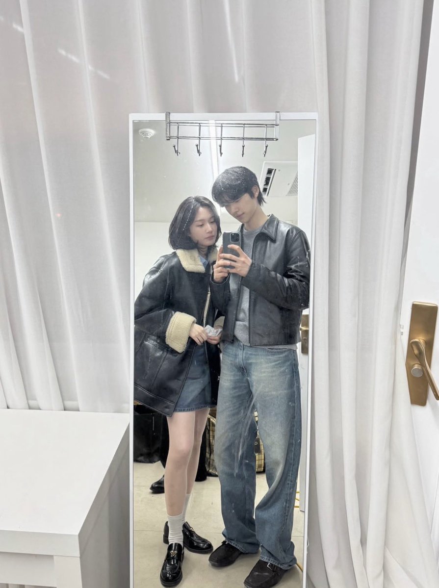 myottlife's tweet photo. 이런 레전드 연프커플 머리털나고 처음봄
화끈하게 현커공개 사진 전부공개… ((우유경 ㄴㅁ감사해요🫰🏻🥹 https://t.co/fFeUon1HIE