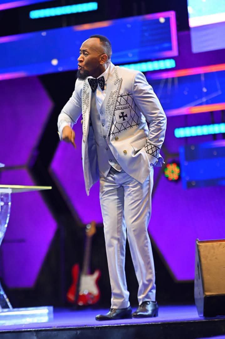 SONOFNATIONS's tweet photo. For he had possession of flocks, and possession of herds, and great store of servants: and the Philistines envied him.
Genesis 26:14
#ProphetElvisMbonye https://t.co/w1VA4WegDF