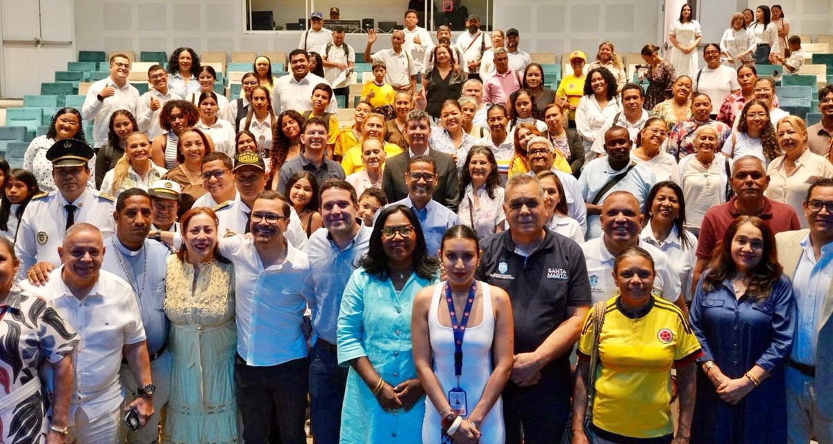 camilogeorge1's tweet photo. Participamos en la conmemoración del Día Nacional de la Libertad Religiosa y de Culto en Colombia. Admiración por lo que hacen las iglesias y sus líderes en Santa Marta, por la comunidad. https://t.co/AUWmqA6krw