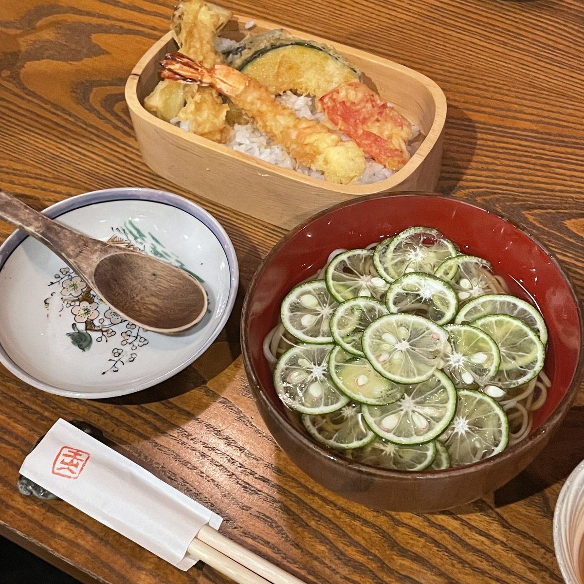 mona__life's tweet photo. 夏といえば、すだち！
休みの日は麺類食べに行きがち💭

#日常垢 
#日常垢さんと繋がりたい https://t.co/87dNnsxyHl