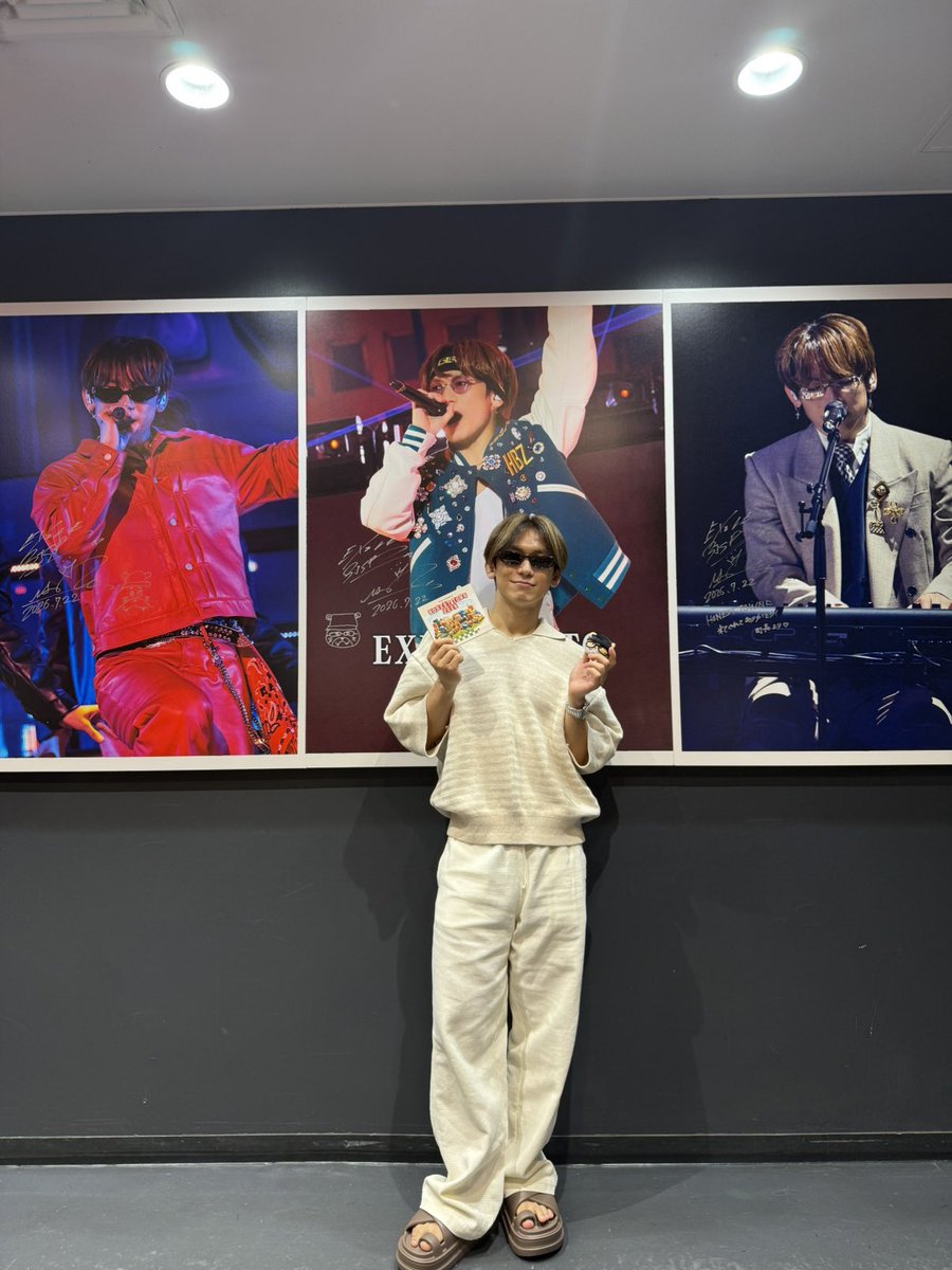 hbz_official_'s tweet photo. EXILE NAOTO LIVE VIDEO
『NAOTO PRESENTS HONEST TOWN 2026』

限定キャンペーンを実施中のタワーレコード渋谷店へ、
NAOTOがご挨拶に伺いました✨

店内にはサインも書かせていただきましたので、
お立ち寄りの際はぜひチェックしてください💁🏻‍♂️

🔗https://t.co/V8yKqi4kQS

#HONESTTOWN
#EXILENAOTO https://t.co/vmqcjdAeHZ