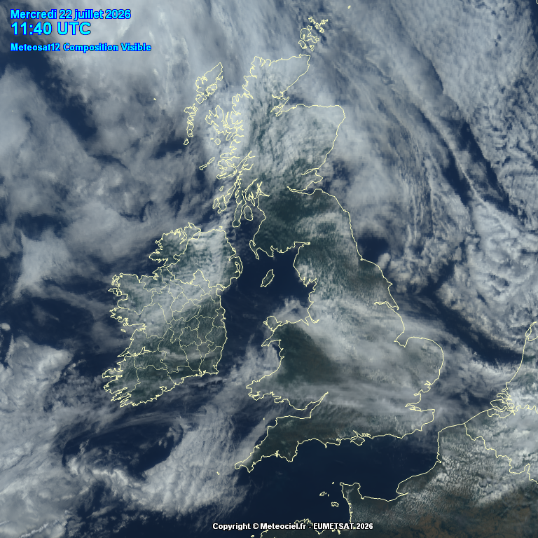 UKWX_'s tweet photo. Here's the latest satellite image of the UK! https://t.co/ESx2d7WiOs
