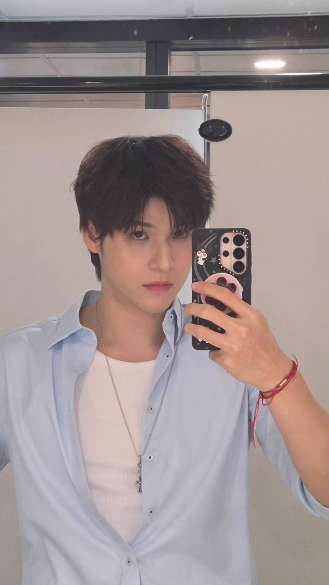SKYNANI_FAMILY's tweet photo. IGS: skywongravee 

อืม คุโรมิของมายเมมากอะ

#skywongravee | @skywongraveee
#ก้อนเมฆของสกาย #MyCloudy https://t.co/G1s9RCsSGV