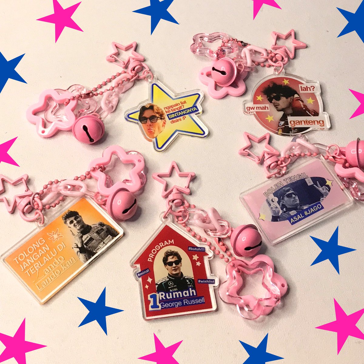 haigladys's tweet photo. hlo cyank cyank, aku niatnya mau open pre order keychain f1 nyimut enih, ukurannya 5cm include keycharm gemas only 27K /per pcs.

perdesain bleh custom semua driver yeah,, adakah yg minat?? kalo minat boleh komen dibawah yh cyank 

[ likes &amp; retweets are appreciated 💗 ] https://t.co/R79hXs2GGb