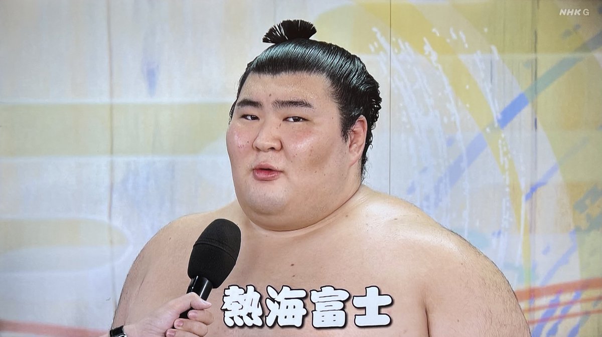teragram_oen's tweet photo. 伊勢ヶ濱部屋 キャメラ目線カルテット

義ノ富士、尊富士、錦富士、熱海富士 https://t.co/AWMmOcadmu