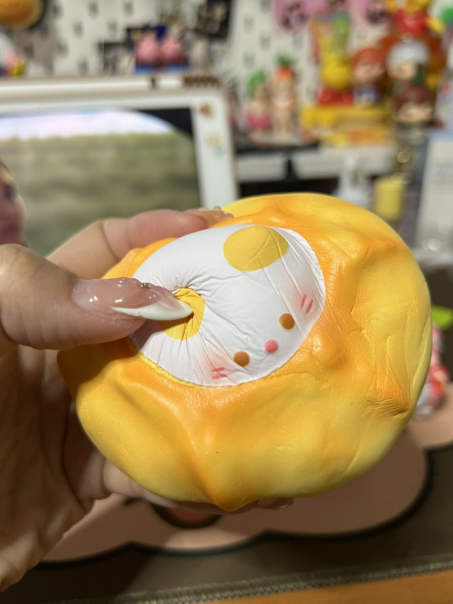 aamaiaas's tweet photo. มือ2ไม่น่ามีรอยตามภาพ ขอคนเอาไปเล่น 70ส่งฟรี เนื้อดี หอม #squishy #ส่งต่อสกุชชี่ #ตลาดนัดสกุชชี่ #สกุชชี่มือสอง #สกุชชี่แรร์ #ibloom #moozy #สกุชชี่ https://t.co/fDrUj0pLaP