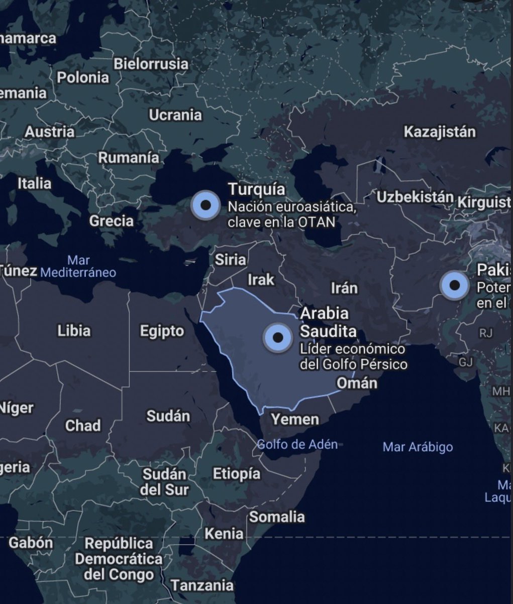 Geopolitik_2030's tweet photo. RODEANDO A IRÁN 🇮🇷 
👇🏽
La OTAN sunita toma forma tras la aprobación de Turquía al pacto de defensa entre Arabia Saudita y Pakistán

Turquía se prepara para unirse al Acuerdo Estratégico de Defensa Mutua entre Pakistán y Arabia Saudita, Recep Tayyip Erdoğan habría dado su aprobación en principio tras reunirse con el jefe del ejército pakistaní, el mariscal de campo Asim Munir, a principios de este mes.

De implementarse, esta decisión tendría enormes implicaciones geopolíticas para Oriente Medio y más alla.

El pacto original entre Arabia Saudita y Pakistán se firmó en septiembre de 2025. Funciona como el Artículo 5 de la OTAN: un ataque contra un país se considera un ataque contra todos. A principios de este año, el ministro de Defensa pakistaní, Khwaja Asif, reveló que Islamabad estaba trabajando para que Turquía y Qatar también se unieran al pacto. Tras los ataques iraníes contra bases estadounidenses en Oriente Medio, Kuwait, Baréin y Jordania también se han puesto en contacto con Pakistán para establecer alianzas de defensa, según Reuters y varios medios locales.

Una alianza militar entre Arabia Saudí, Pakistán y Turquía combinaría una inmensa riqueza petrolera, armas nucleares y una avanzada industria de defensa. Un bloque de este tipo podría ser una opción atractiva para los gobiernos de Oriente Medio que buscan diversificar sus alianzas de seguridad más allá de EEUU.
El viceprimer ministro pakistaní, Ishaq Dar, ya había planteado la posibilidad de una nueva "OTAN islámica" que se extendiera por Eurasia.

A Israel le preocupa su monopolio nuclear en la región. Pakistán sigue siendo el único Estado de mayoría musulmana con armas nucleares. India también está preocupada, ya que cualquier fortalecimiento de Pakistán con el apoyo de Turquía y Arabia Saudí representaría un cambio importante en el equilibrio de poder regional.

Los Emiratos Árabes Unidos también siguen de cerca la situación. En los últimos años, los Emiratos Árabes Unidos se han acercado cada vez más a India e Israel, y un bloque militar rival liderado por Arabia Saudita, Turquía y Pakistán desafía directamente esa trayectoria.

Para Irán, esto parece otro intento, respaldado por Estados Unidos, de formar una coalición sunita contra la República Islámica. Sin embargo, dicha alianza también podría indicar que Oriente Medio se está preparando para un futuro sin EEUU.
geopolitics_p