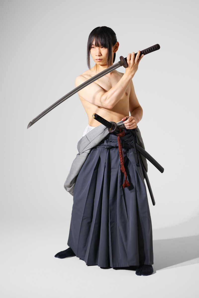 harima_mekkai's tweet photo. 伊豆の美術解剖学者さんが夏コミに出す本のモデルをさせていただきました！

筋肉いっぱい載ってますよーー♪ https://t.co/H9IxsH9du7