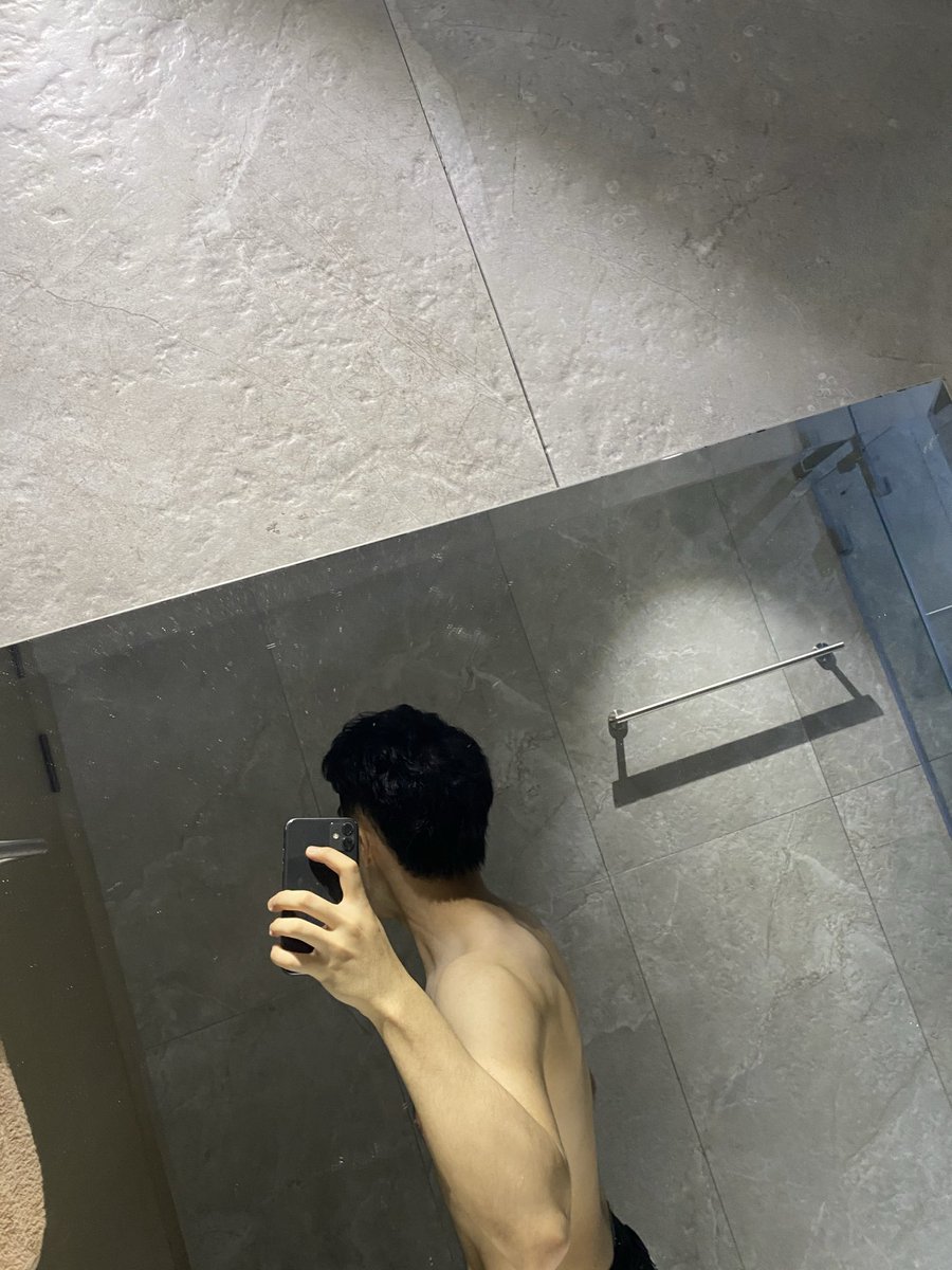 hi0cok's tweet photo. 夹我脖子谢谢
#男m #女s男m #4i https://t.co/R8C9YlIIaI