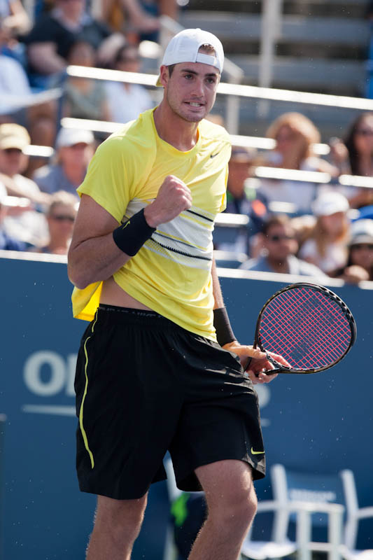 Djoko_UTD's tweet photo. MOST ACES IN TENNIS HISTORY (ALL-TIME LEADERS) 🎾

1. John Isner 🇺🇸 — 14,470 aces (778 matches)
2. Ivo Karlović 🇭🇷 — 13,728 aces (697 matches)
3. Roger Federer 🇨🇭 — 11,478 aces (1,458 matches)
4. Feliciano López 🇪🇸 — 10,261 aces (976 matches)
5. Goran Ivanišević 🇭🇷 — 10,237 aces (761 matches)
6. Andy Roddick 🇺🇸 — 9,074 aces (775 matches)
7. Sam Querrey 🇺🇸 — 8,879 aces (699 matches)
8. Pete Sampras 🇺🇸 — 8,858 aces (826 matches)
9. Marin Čilić 🇭🇷 — 8,569 aces (941 matches)
10. Milos Raonic 🇨🇦 — 8,445 aces (542 matches)

🔥 SINGLE-MATCH ACE RECORD: 
John Isner — 113 aces vs. Nicolas Mahut (2010 Wimbledon, 1st Round)