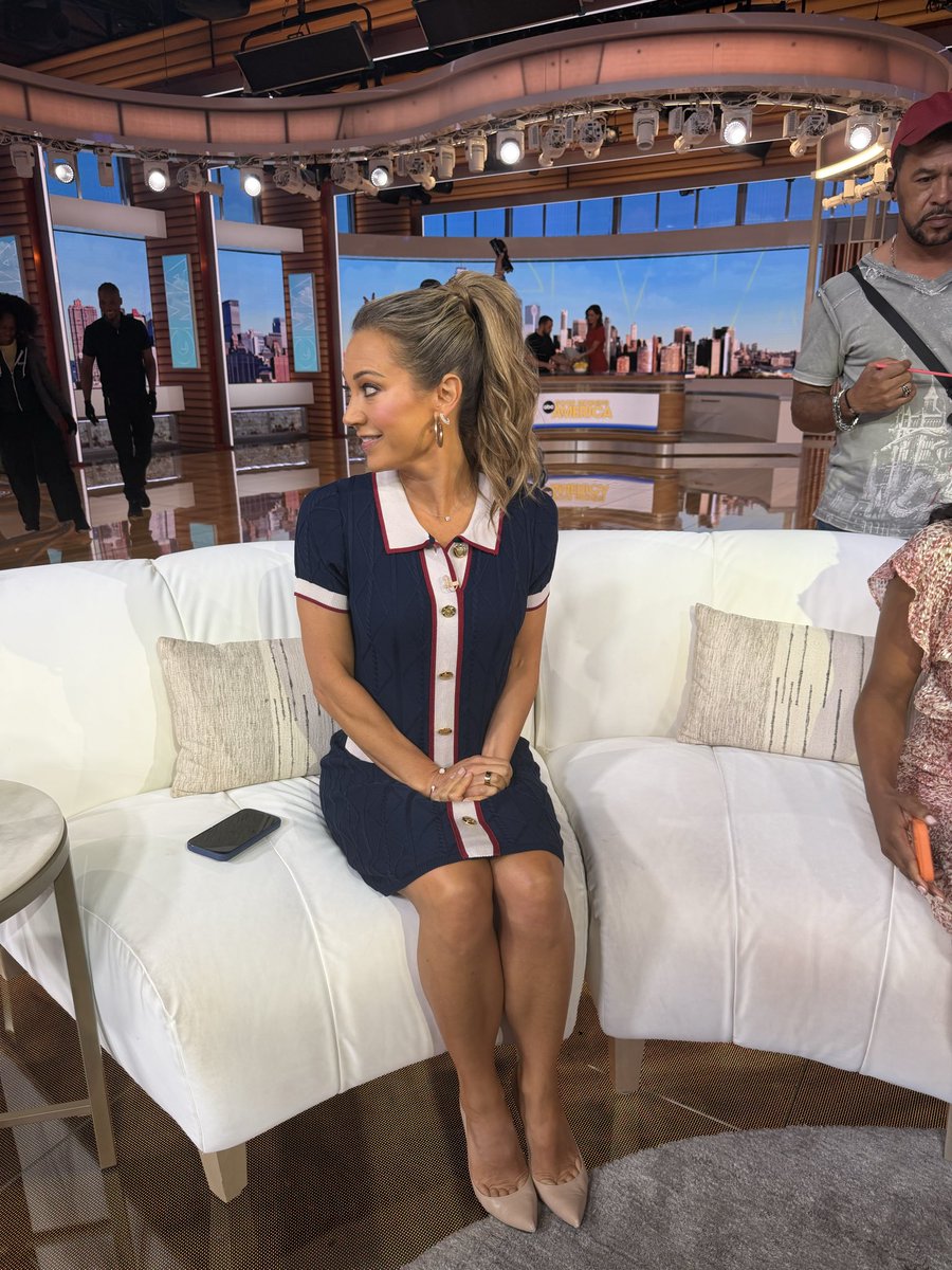 Ginger_Zee's tweet photo. Merylin gave me the “I dream of Jeannie” pony today and I was insufferable with my arms cross and nodding at everyone. She has learned her lesson 😂 https://t.co/jHZ70tF5lZ