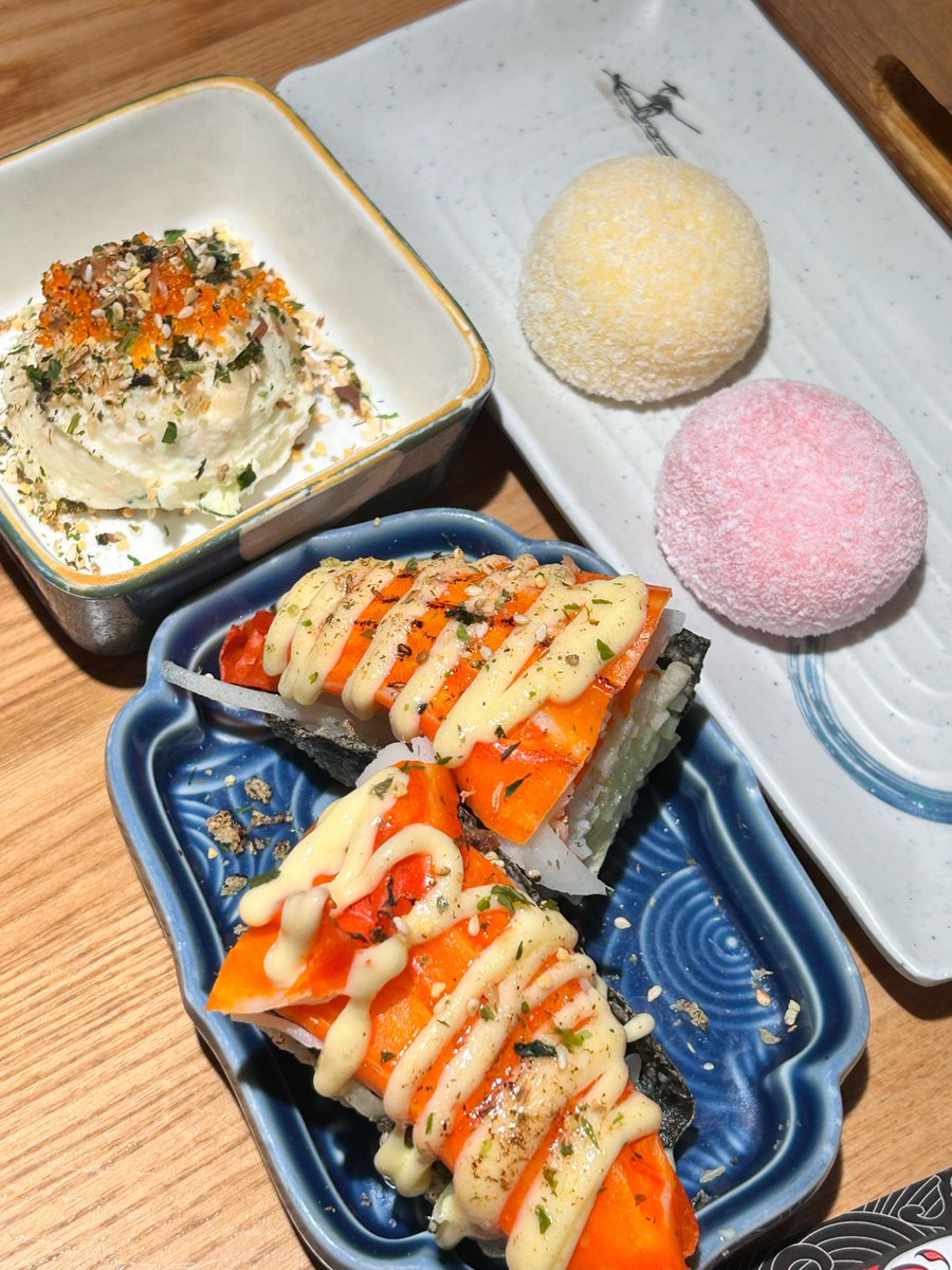 blot_something's tweet photo. It's 2 a.m. here—warm miso soup and grilled salmon waiting for anyone who's hungry. Come in, take a seat, no rush. https://t.co/Zxbm3rERNa