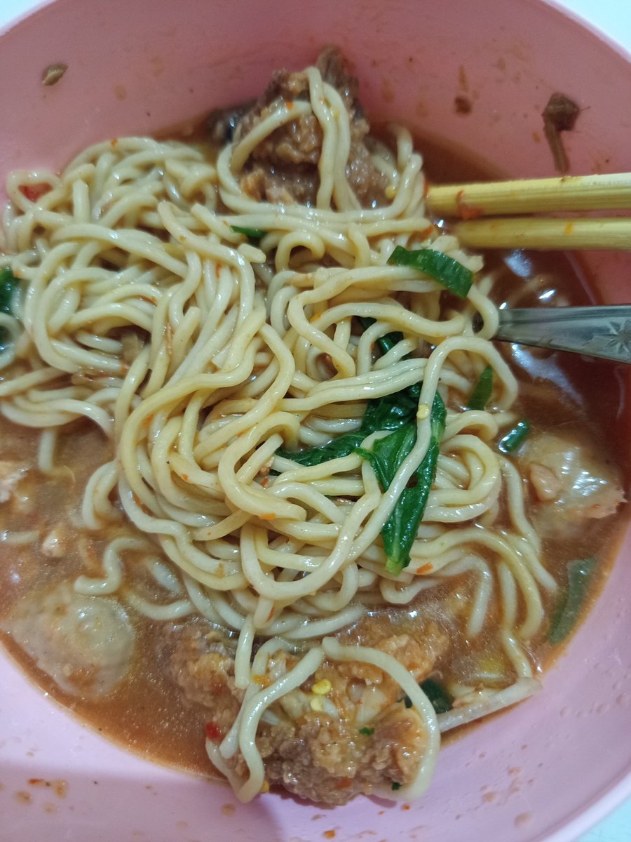 hotfyp's tweet photo. Setelah sekian lama skip makan malam.....

Jadinya gak habis, krn sudah terbiasa di skip🙆‍♀️. https://t.co/OtS1IlcSJv