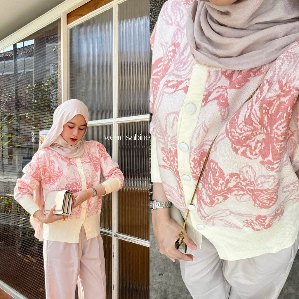sapuUuinjuk's tweet photo. outfit gak harus rame buat kelihatan cantik, kadang cardigan yang pas udah cukup 🤍 https://t.co/VzSOm9OPyi