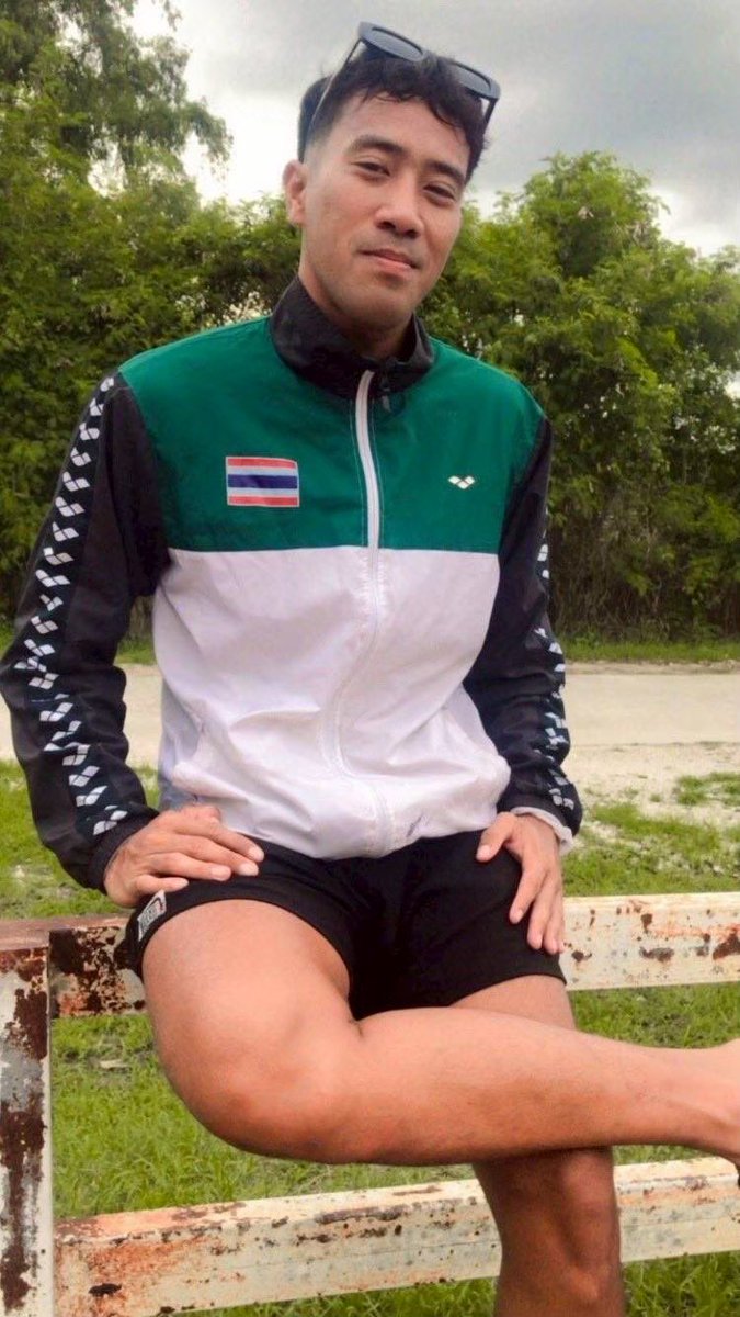 Nontazs's tweet photo. โฟนกันไหม 😍 https://t.co/s159570rDM