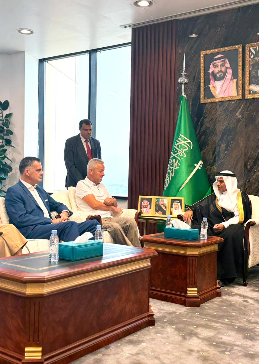 ep_diplomacy's tweet photo. 🇪🇺🇸🇦 The EP delegation led by #DARP Chair Lopatka concluded a three-day visit to the Kingdom of Saudi Arabia today, marking the 18th IPM between the European Parliament and the Shura Council of the Kingdom. 

Chairman @ReinholdLopatka stressed: “Europe’s renewed focus on defense is tied to its interest in working more closely with Saudi Arabia on regional security, including efforts to protect commercial shipping and keep trade routes open.” Members stressed the urgency of restoring safe passage through the Strait of Hormuz and welcomed the Kingdom's advocacy for adherence to international law.

The delegation including @AbirAlsahlani @daniel_freund @jalloul_hana met with leaders of the @ShuraCouncil_SA, government ministers responsible for foreign affairs, the economy, energy and investment, the Saudi #HumanRights Committee, EU business community, and visited the Islamic Port in Jeddah.

🔗 Read the full press release : https://t.co/uRdmZ6tKvO

#parliamentarydiplomacy