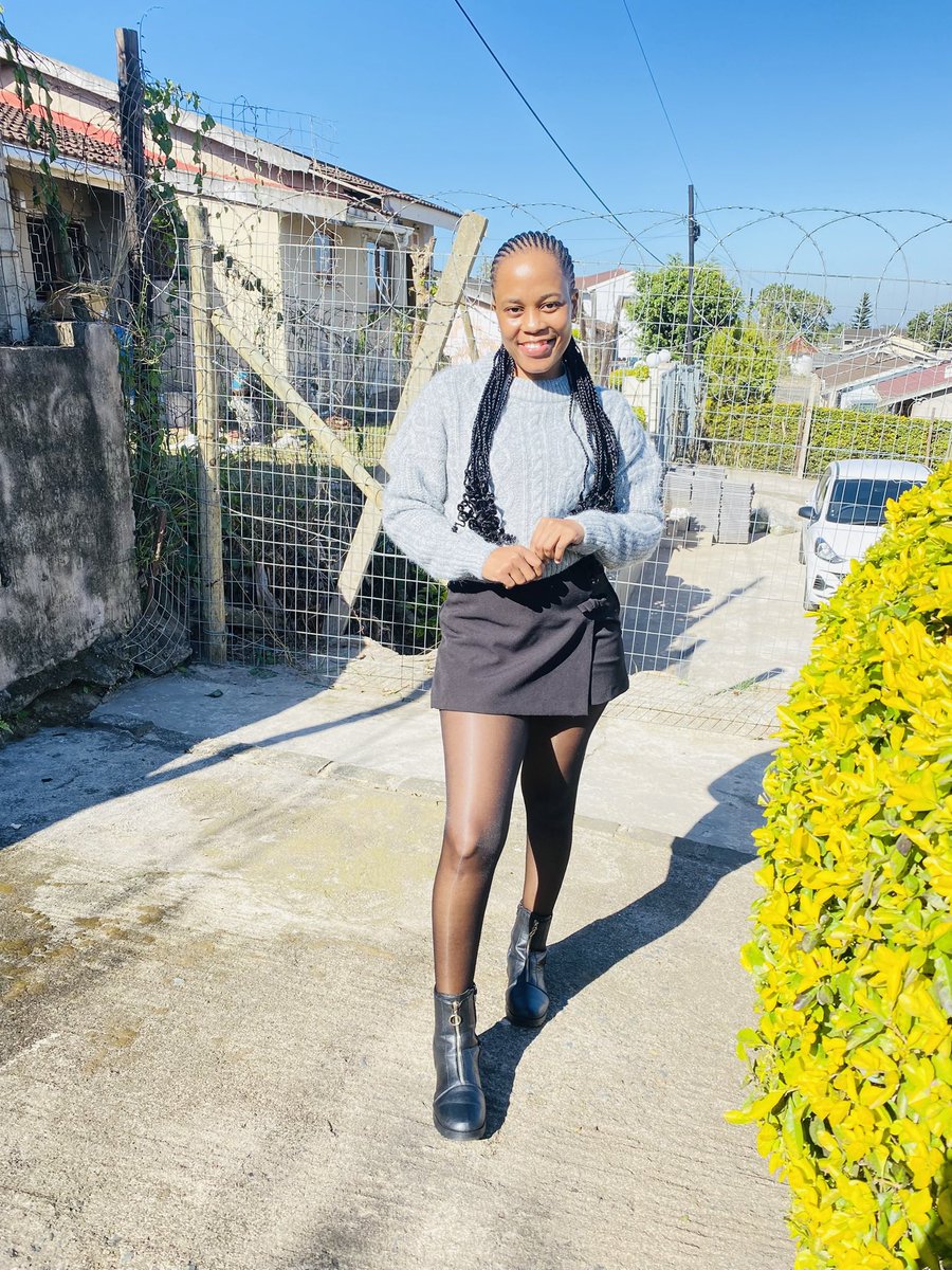 AYANDACEBEKHUL8's tweet photo. 🩶🖤 https://t.co/Y8ijhqvsQf